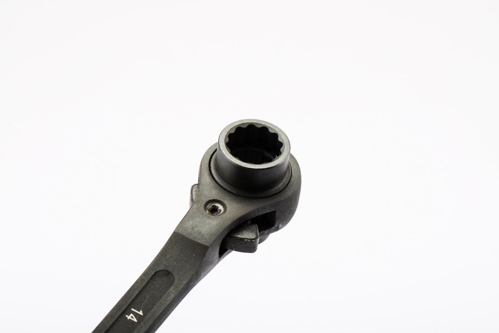 Cờ lê đuôi chuột SATA 17*19mm 47309