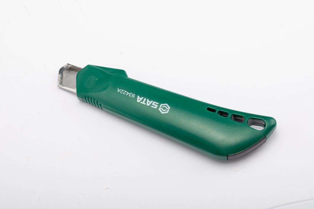 Dao tiện ích bằng nhựa SATA 93422A