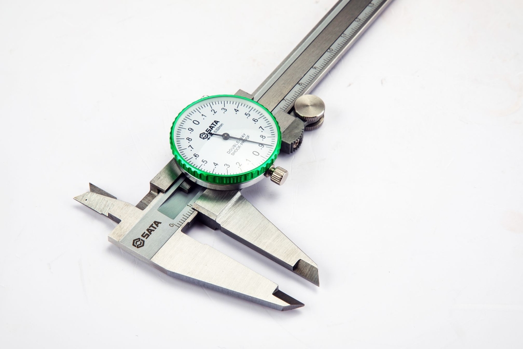 Thước cặp có đồng hồ chỉ báo SATA 0-150mm 91521
