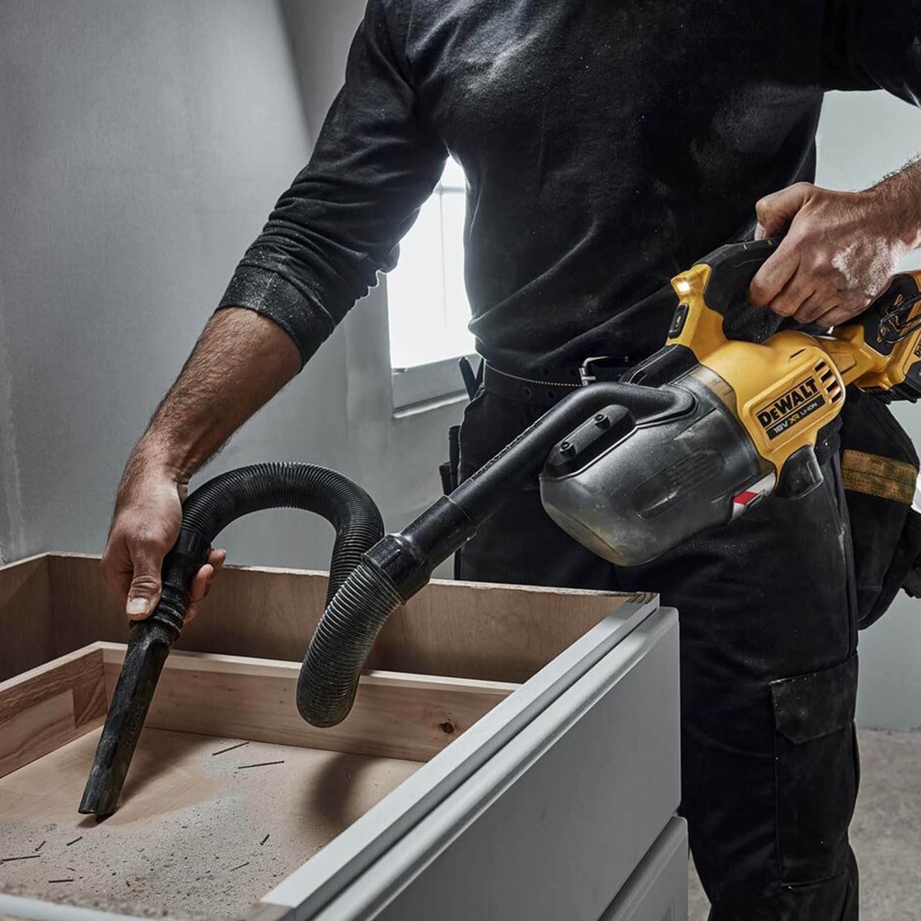 Máy hút bụi dùng pin Dewalt DCV501LN-B1