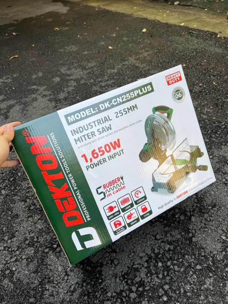 Máy cắt nhôm dùng điện Dekton DK-CN255PLUS (Có kèm lưỡi 255mm)