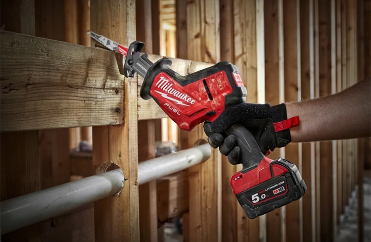 Máy cưa kiếm Milwaukee M18 FHZ-0 ( Chưa Pin & Sạc )