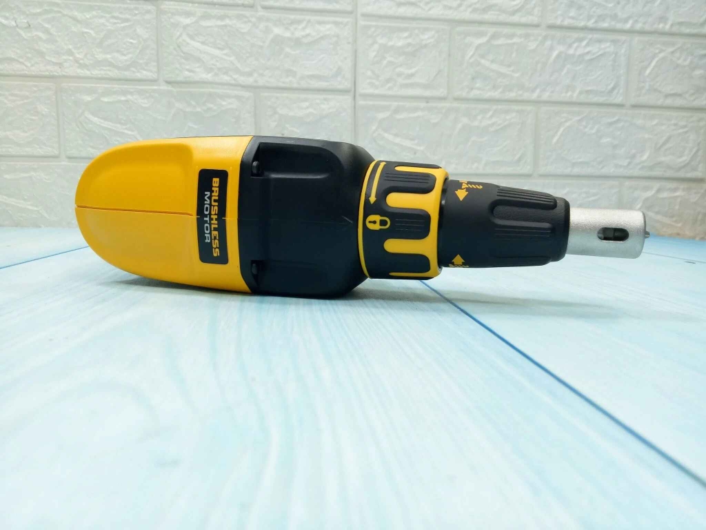 Máy vặn vít thạch cao dùng pin Dewalt DCF620N-KR