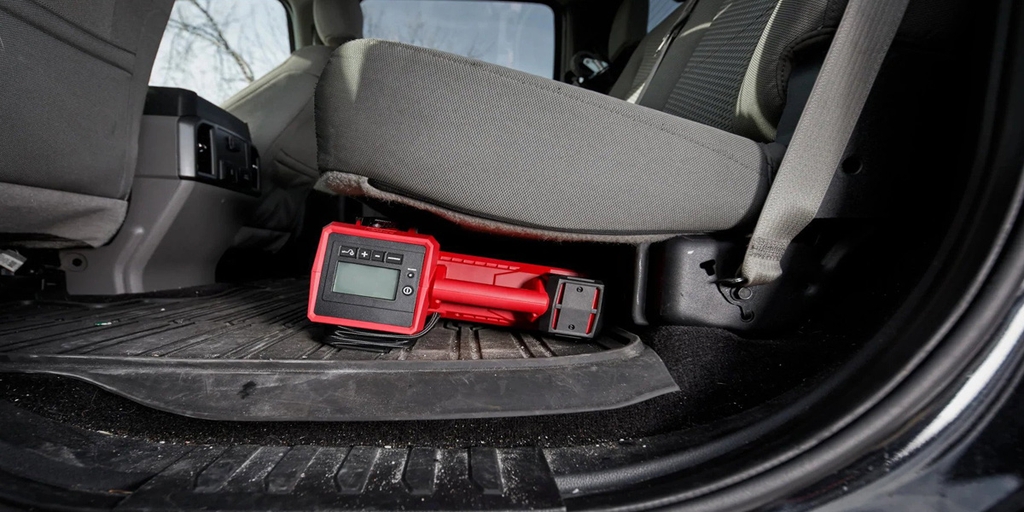 Máy bơm hơi dùng pin 18V Milwaukee M18 BI-0