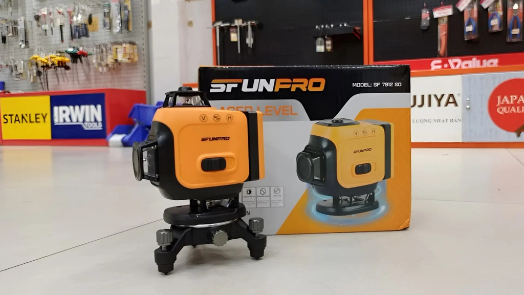 Máy cân bằng laser pin SFUNPRO 7912SD