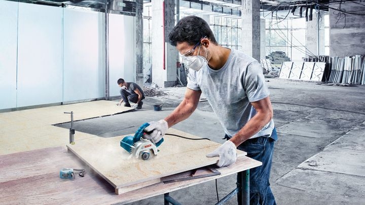 Máy cắt gạch GDC 140 (All New) Bosch 06013A40K0