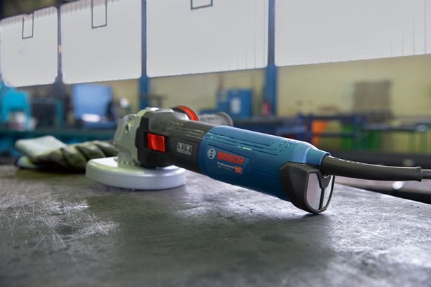 Máy mài góc GWS 17-125 S Bosch 06017D0300