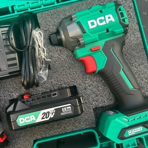 Máy siết vít dùng pin DCA ADPL198AM