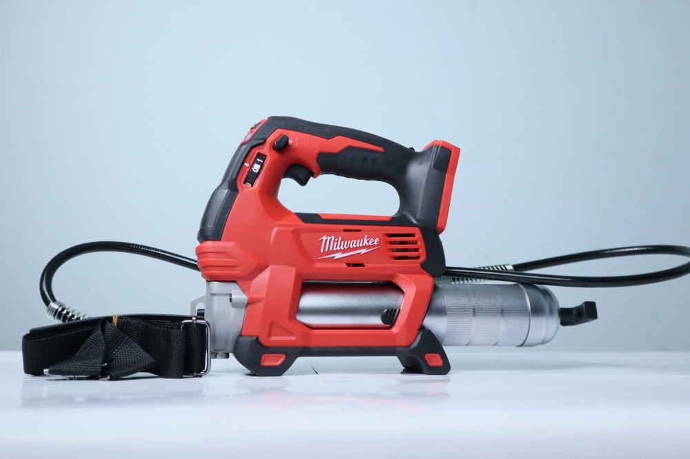 Máy tra mỡ dùng pin 18V Milwaukee M18 GG-0