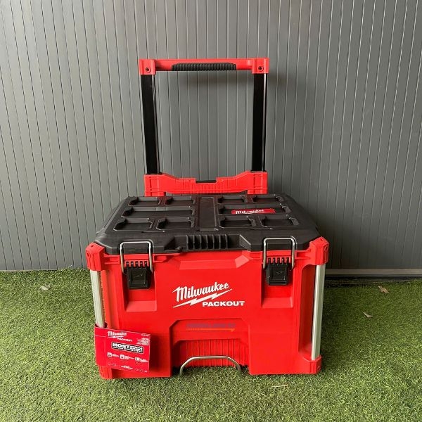 Hộp Đựng Dụng Cụ PACKOUT MILWAUKEE 48-22-8427