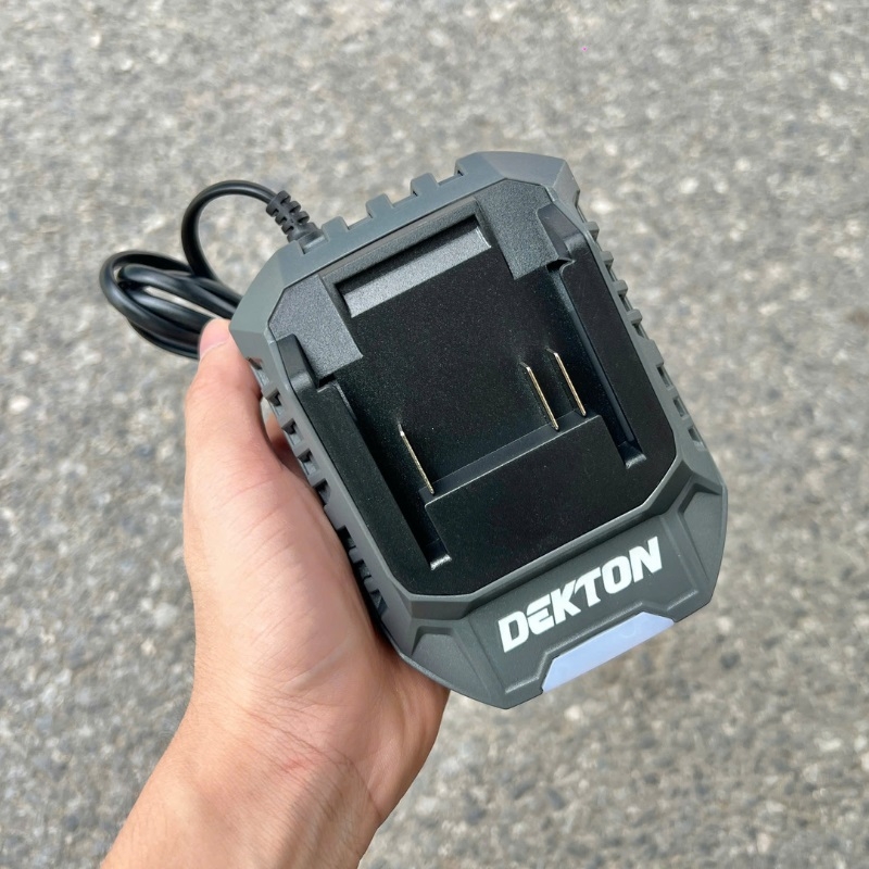 Sạc pin 21V/2.0Ah Dekton M21-S20PRO