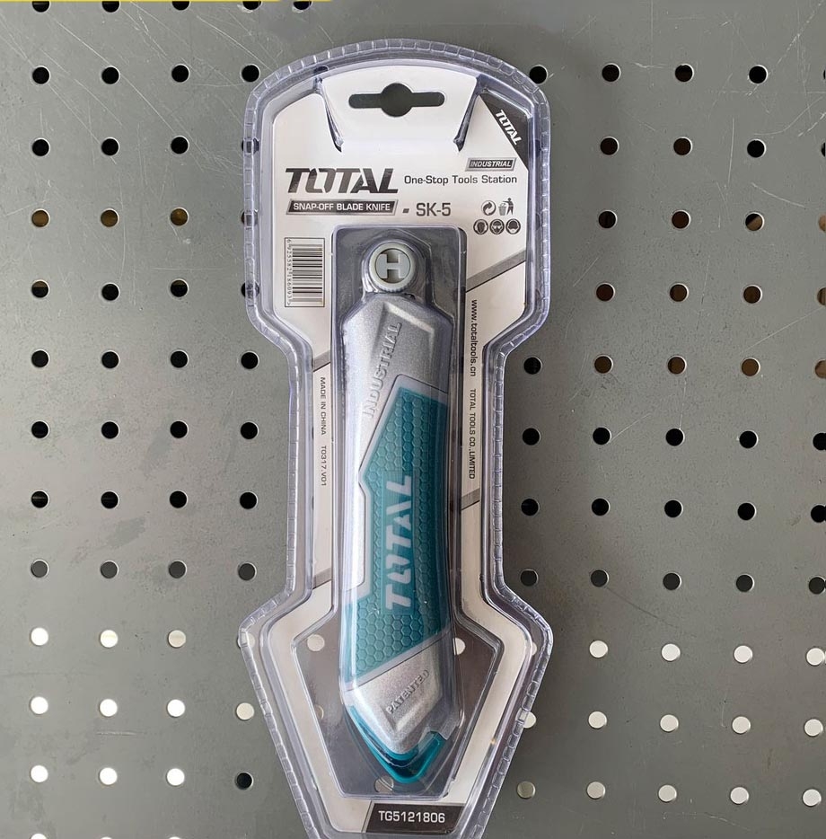 Dao rọc giấy TG5121806 TOTAL