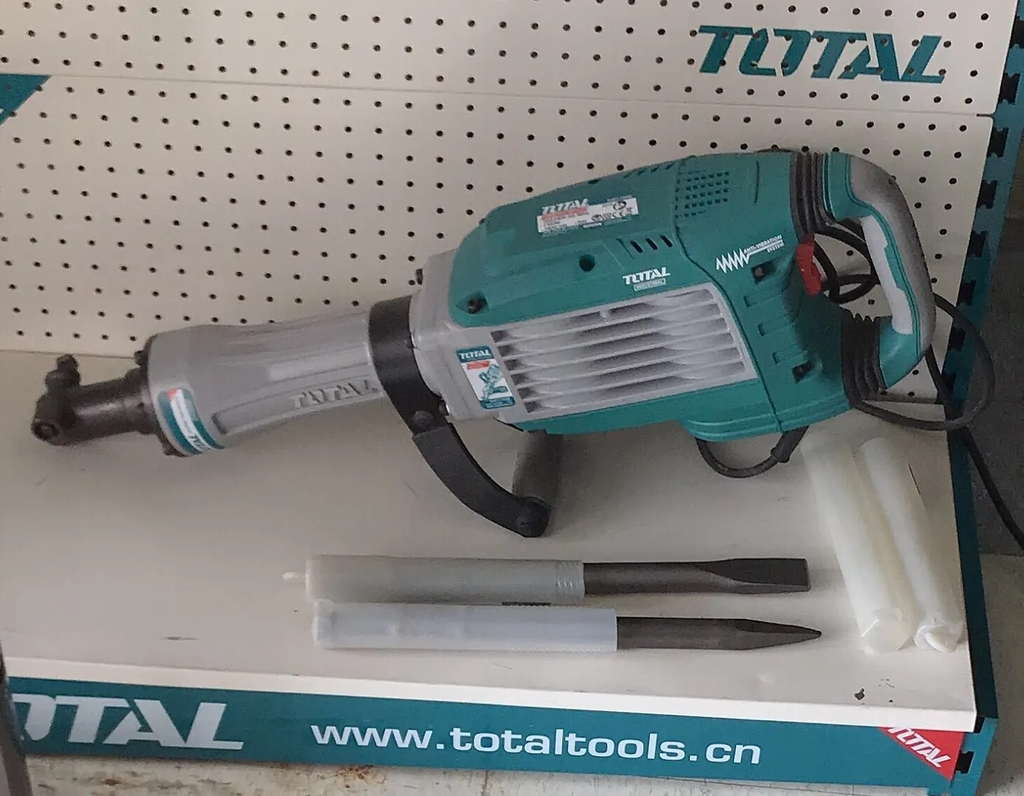 Máy đục bê tông TH217506 TOTAL