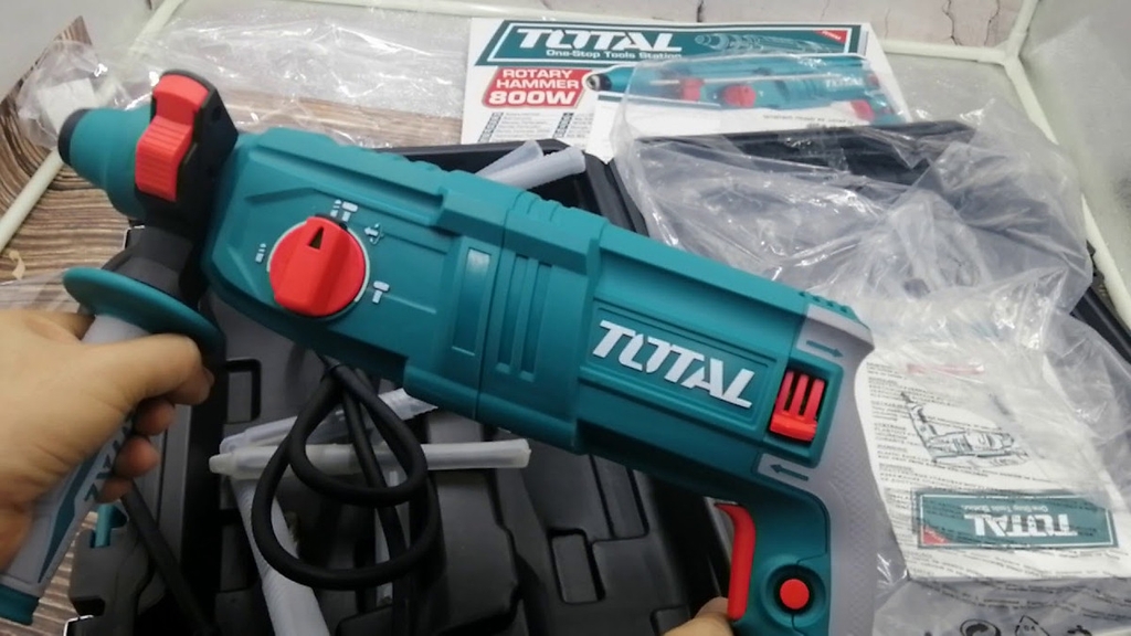 Máy khoan đục (3 chức năng) TH308268 TOTAL