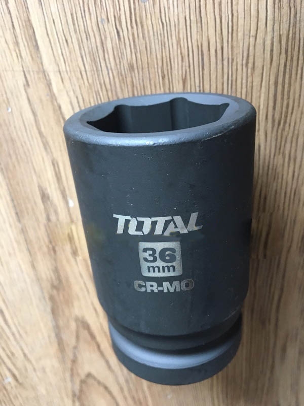 Đầu tuýp đen lục giác vuông 1 inch THHISD0136L TOTAL