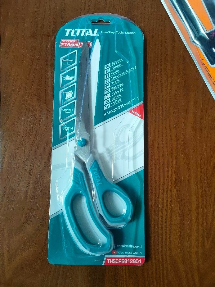 Kéo cắt THSCRS812801 TOTAL