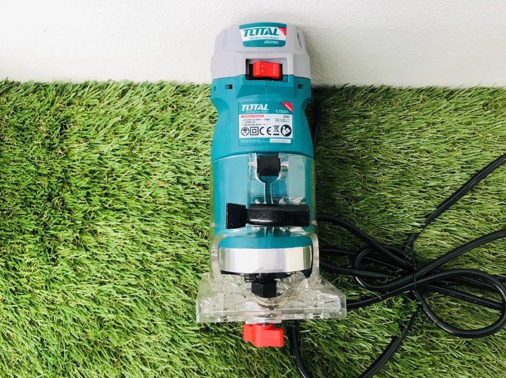 Máy cắt mép TLT5001 TOTAL