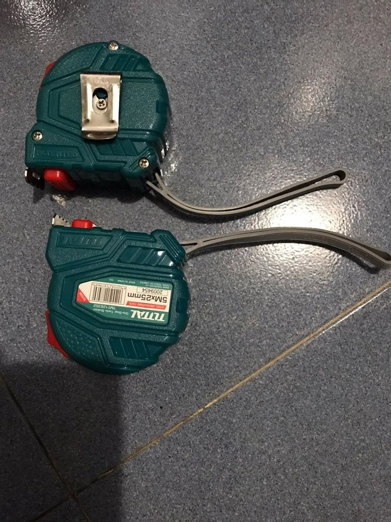 Thước kéo thép nền vàng(60/T) TMT126352 TOTAL