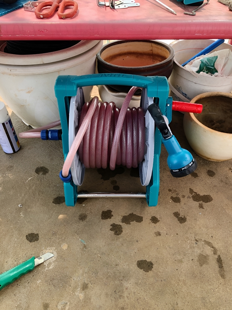 Dụng cụ cuộn ống nước THHR40121 TOTAL