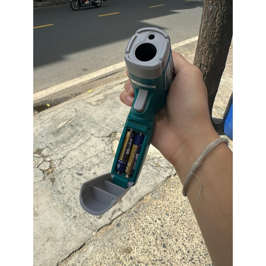 Nhiệt kế hồng ngoại THIT0155028 TOTAL