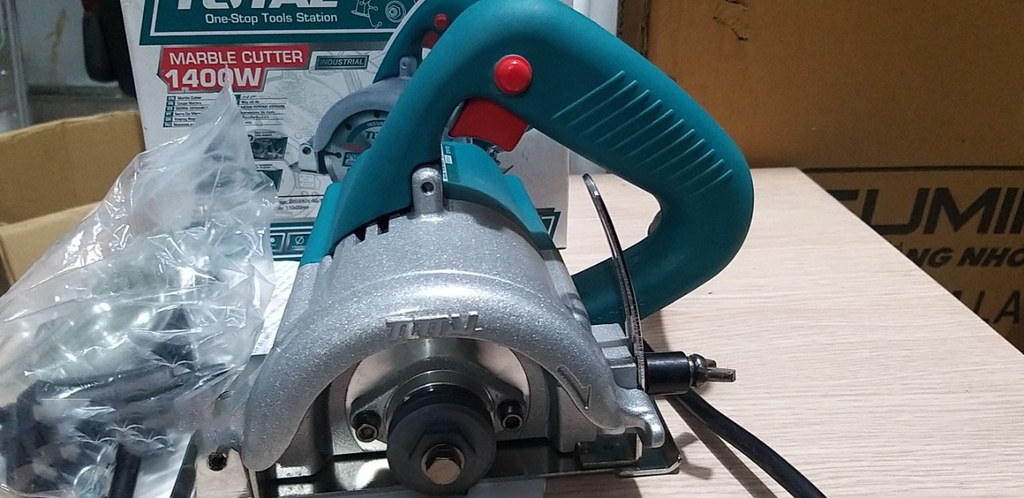 Máy Cắt Đá TS3141102 TOTAL