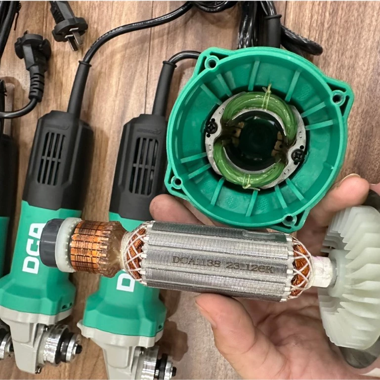Máy mài góc cầm tay 100mm 860w công tắc đuôi DCA ASM18-100B