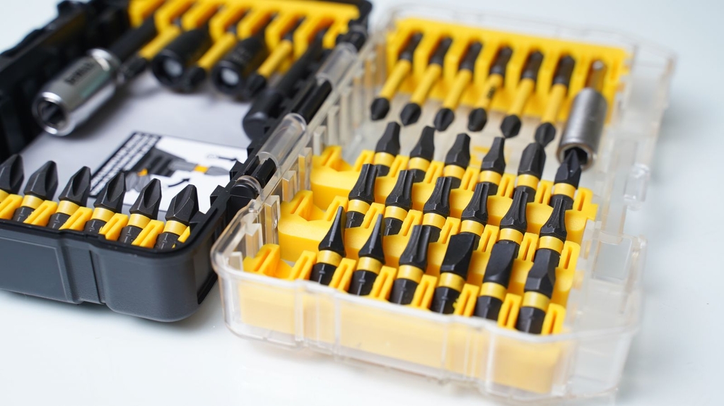 Bộ mũi vít 40 chi tiết DeWalt DWA2T40IR