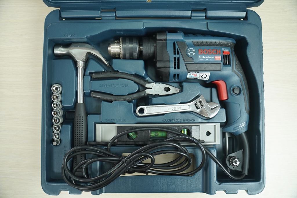 Máy khoan động lực GSB 13 RE Bộ 100 món Bosch 06012271K3