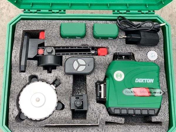 Máy cân bằng Lazer 12 tia dùng pin Dekton DK-LS1201 (Không Kèm Chân Máy)