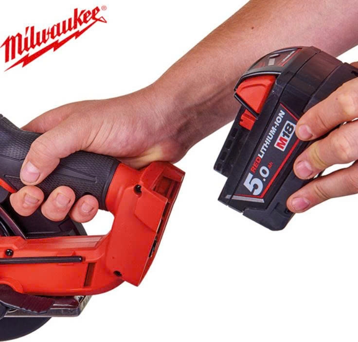 Máy cắt kim loại Milwaukee M18 FMCS-0X ( Chưa Pin & Sạc )