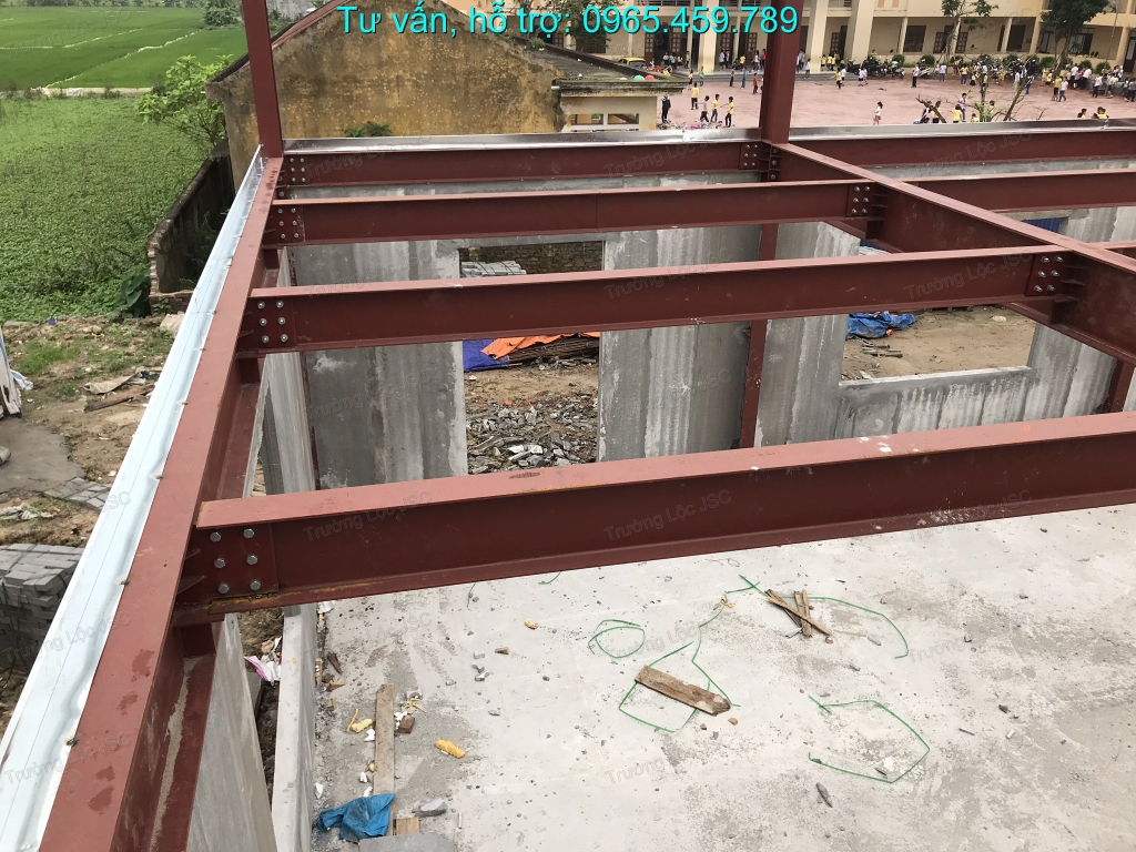 Một góc công trình thi công ke bo diềm sàn deck