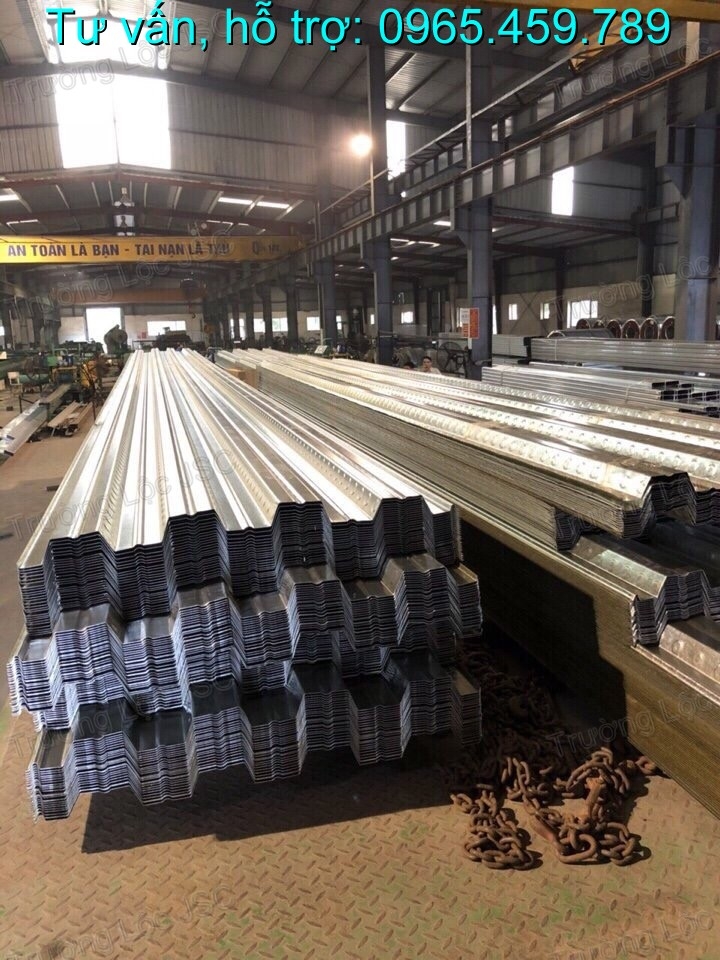 tole sàn deck h50w930, tole sàn deck 4 sóng, tôn lót sàn đổ bê tông 4 sóng, tôn lót sàn mạ kẽm, sàn deck mạ kẽm, sàn deck trường lộc, kích thước tôn sàn deck 4 sóng, sàn deck,  tôn sàn deck,  thi công sàn deck,  san deck,  tấm sàn deck, sàn decking,