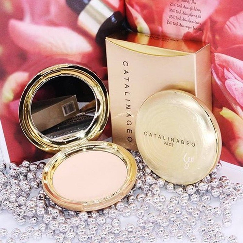 Phấn phủ trang điểm siêu mịn Geo Lamy Catalina Golden Pact Hàn Quốc 22g