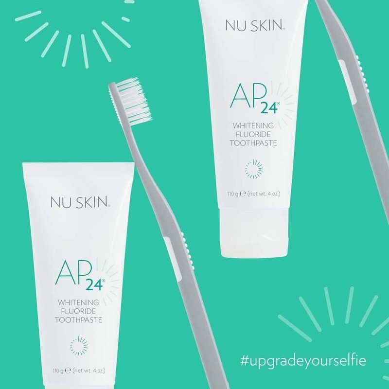 Kem Đánh Răng Trắng Sáng AP24 Whitening Fluoride Toothpaste 110g