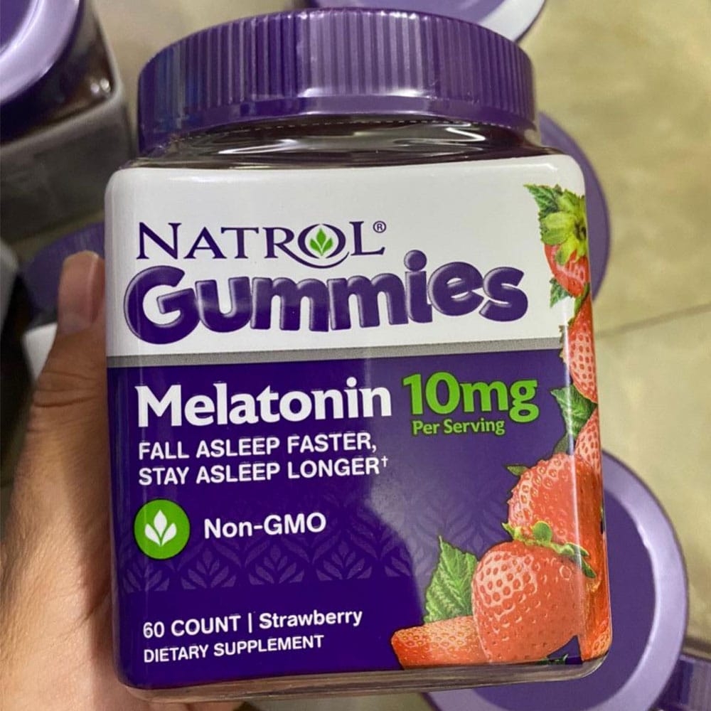 Kẹo Dẻo Ngủ Ngon Natrol Gummies Melatonin 10mg Vị Dâu Của Mỹ 90 Viên