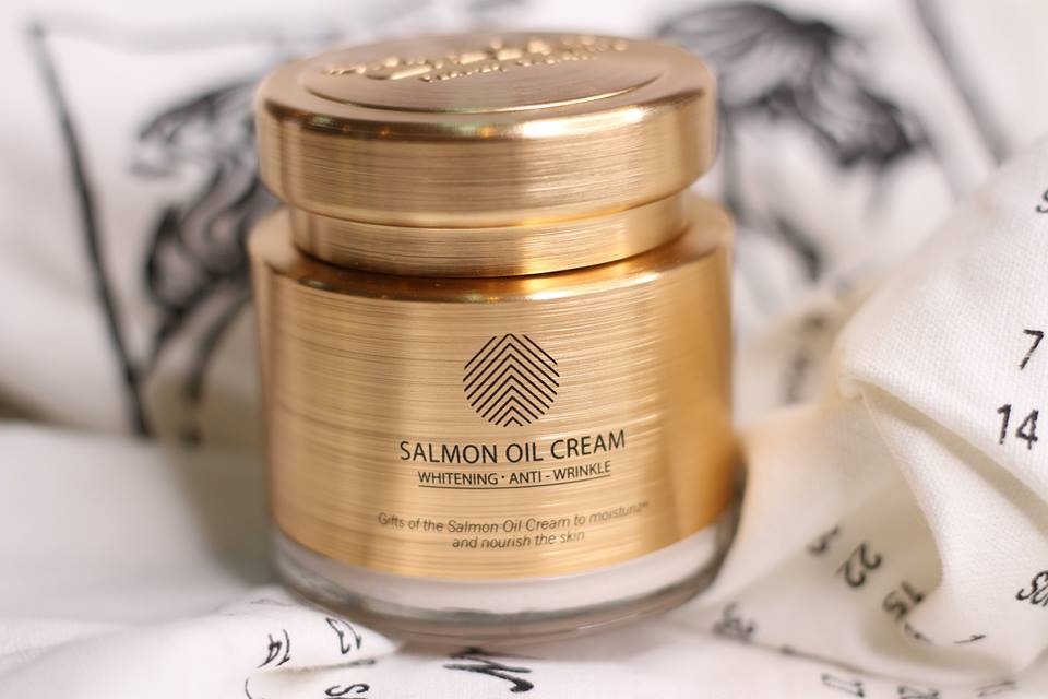 Kem Dưỡng Trắng Da, Chống Lão Hóa Chiết Xuất Dầu Cá Hồi Cre8skin Salmon Oil Cream 80g