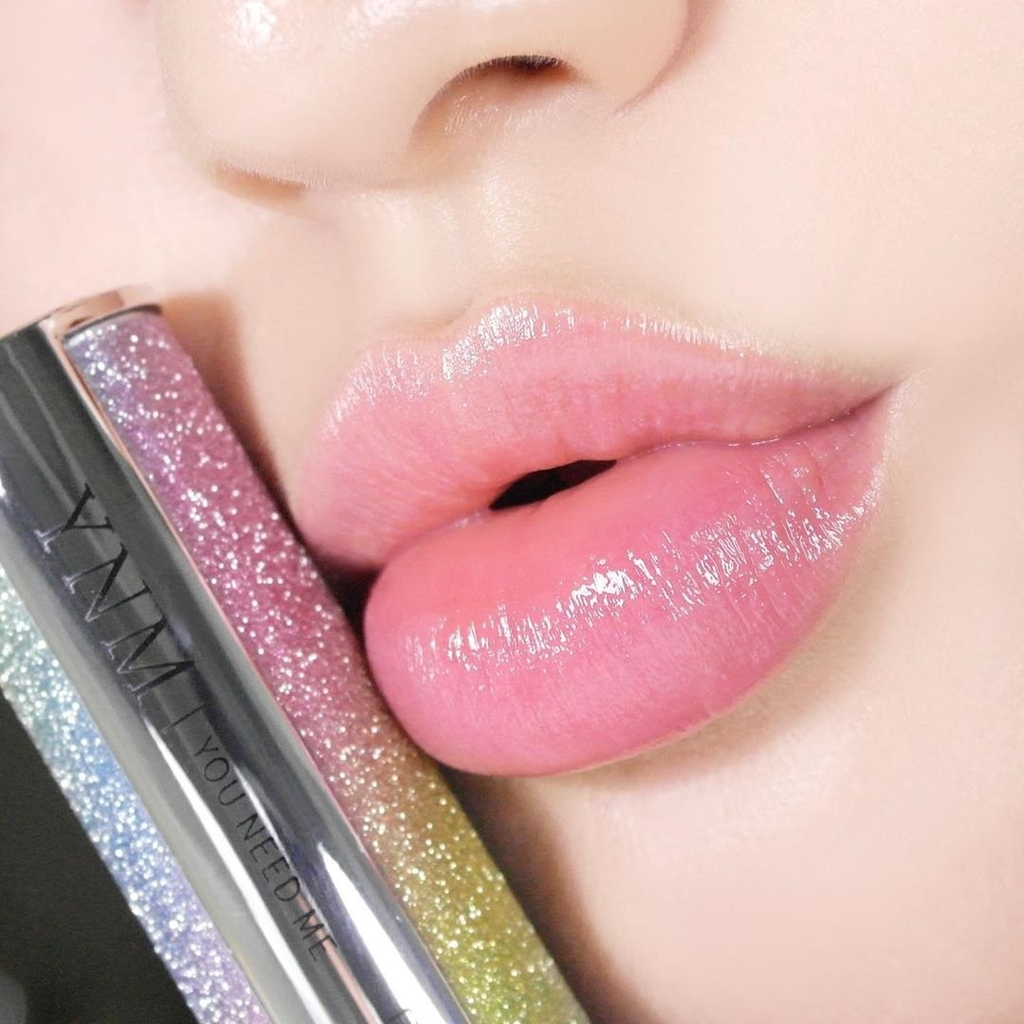 Son Dưỡng Môi Đổi Màu YNM Rainbow Honey Lip Balm 3.2g