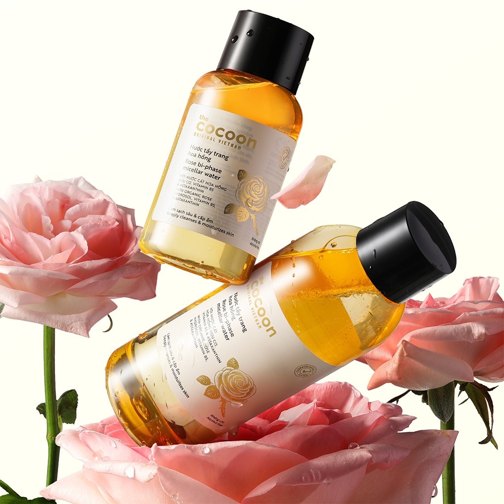 Nước Tẩy Trang Hoa Hồng Cocoon Tẩy Sạch Makeup Và Cấp Ẩm 310ml