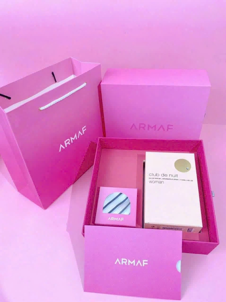 Set Nước Hoa Nữ Kèm Khăn Lụa Và Thiệp Armaf Club De Nuit Woman EDP 105ml