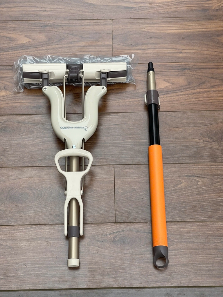 Cây lau mút xốp F28