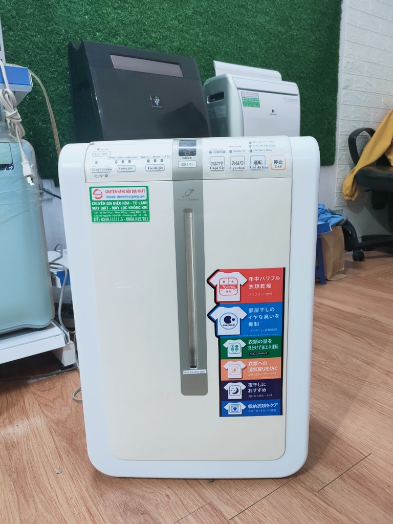 Máy Hút ẩm Hitachi RD-10TX cho phòng 50m2
