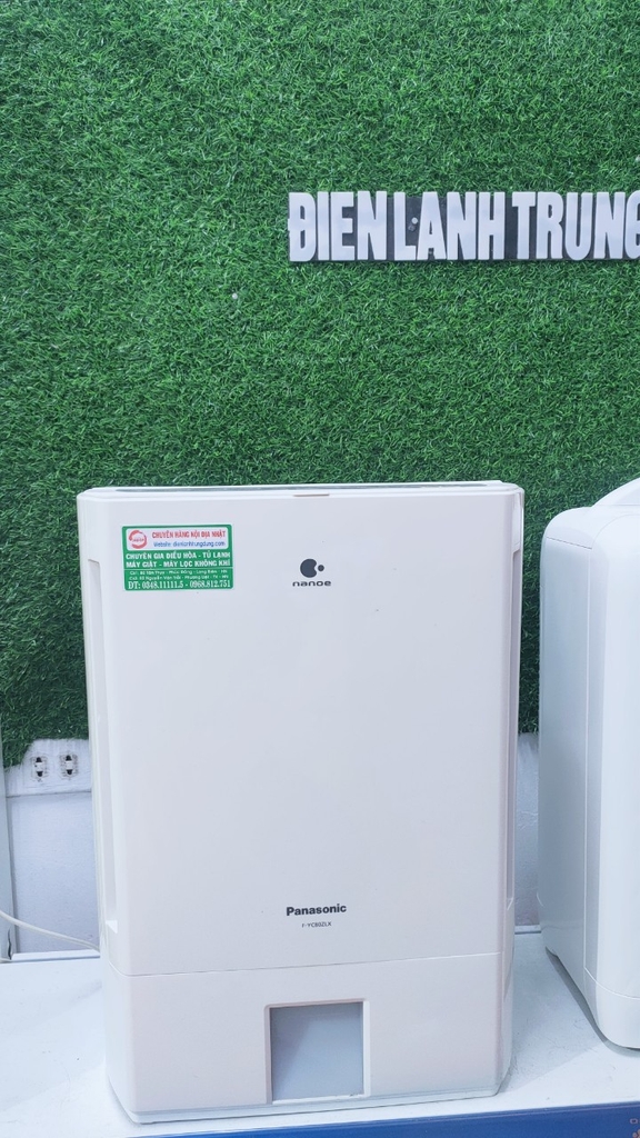 Máy hút ẩm Panasonic F-YC80 - 8L/day cho diện tích 20-35m2 - Siêu êm ái - có NanoE