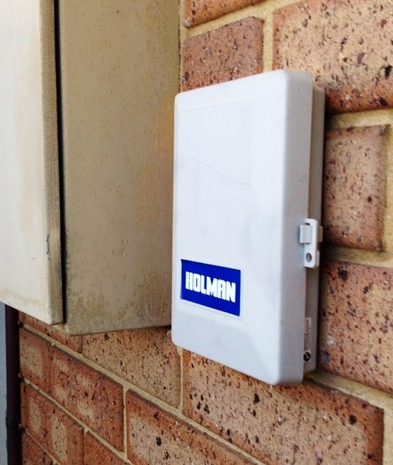 Bộ điều khiển tưới tự động 9 kênh Pro+ 469 Holman-Úc/Mỹ