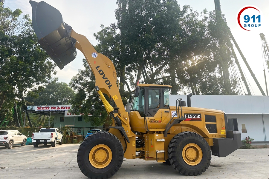 Máy xúc lật Lovol gầu 4.5m3 - Model: FL955K | 911 Group