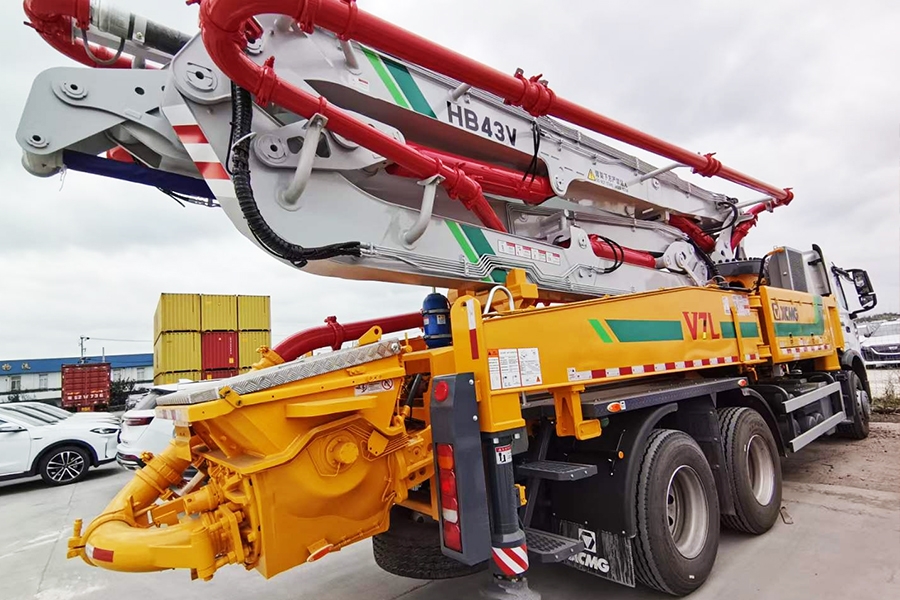 Bơm cần XCMG 43M - Bán Xe Bơm bê tông cần 43M XCMG