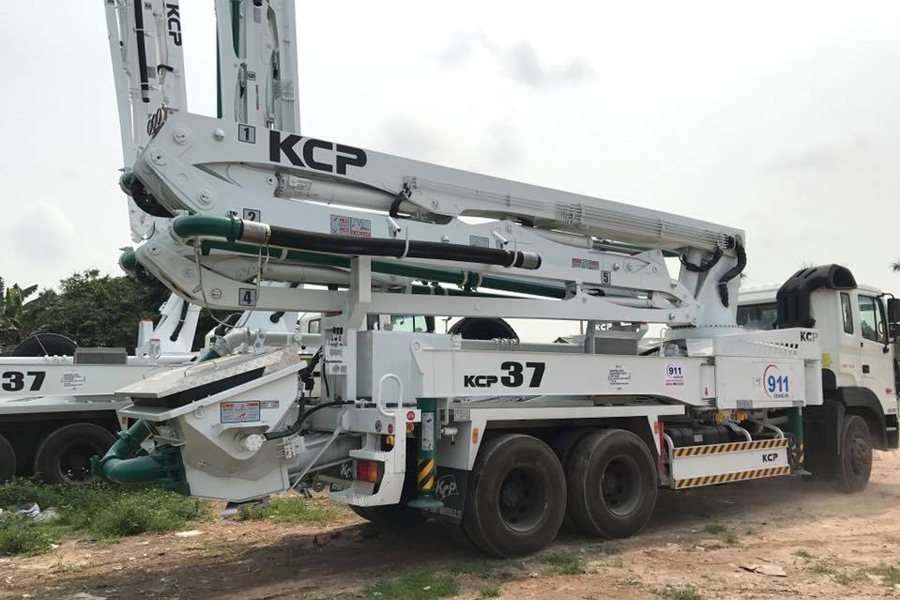 Bơm cần KCP 37M 5 đốt - KCP37ZX5170 xe cơ sở Hyundai HD370