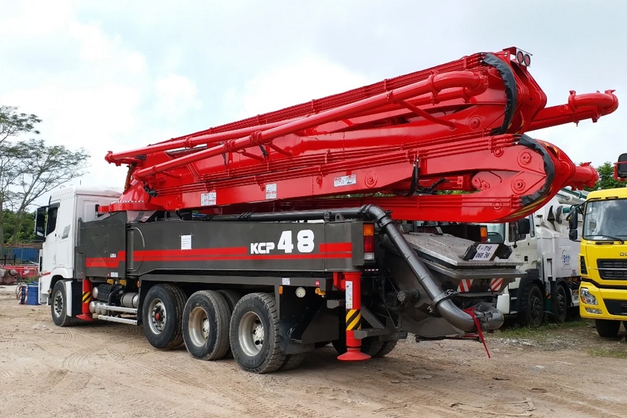 Bơm cần KCP 48M 5 đốt - KCP48ZX170 xe cơ sở Hyundai HD310
