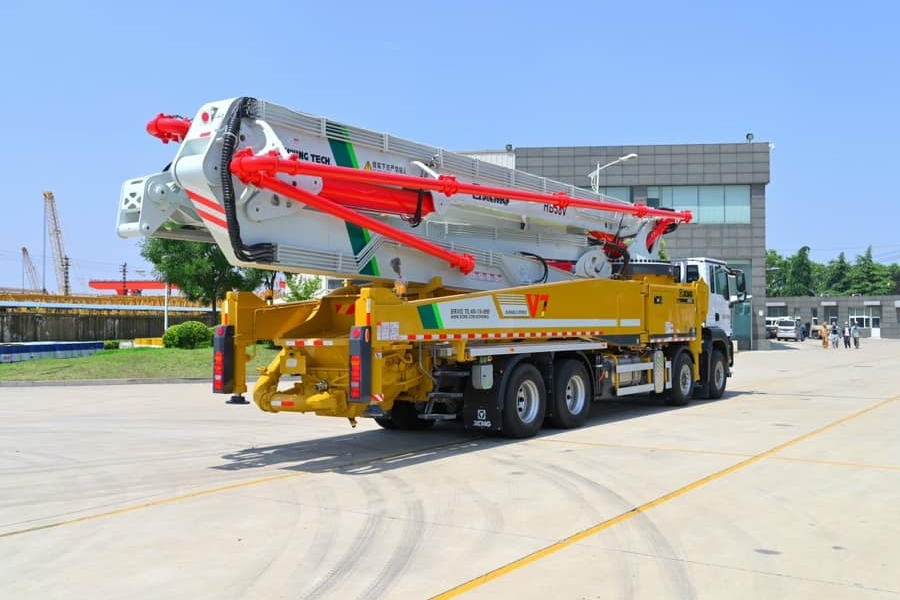 Bơm cần XCMG 58M - Bán Xe Bơm bê tông cần 58M XCMG