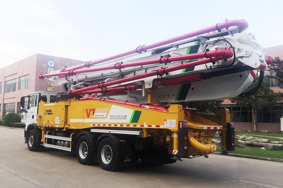 Bơm cần XCMG 50M - Bán Xe Bơm bê tông cần 50M XCMG
