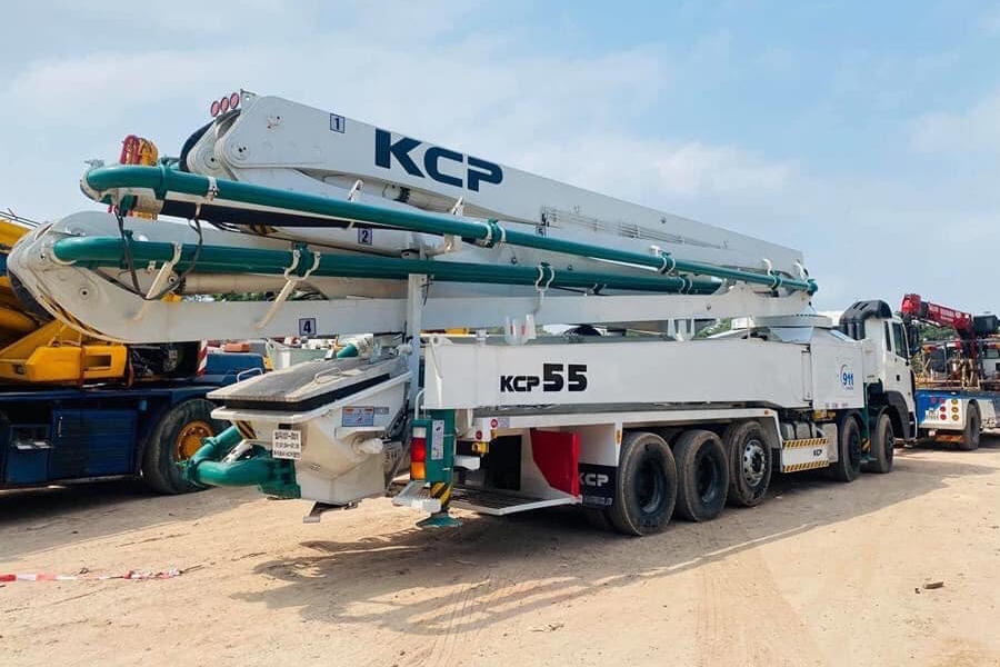 Bơm cần KCP 55M 5 đốt - KCP55ZX170 xe cơ sở Hyundai HD360